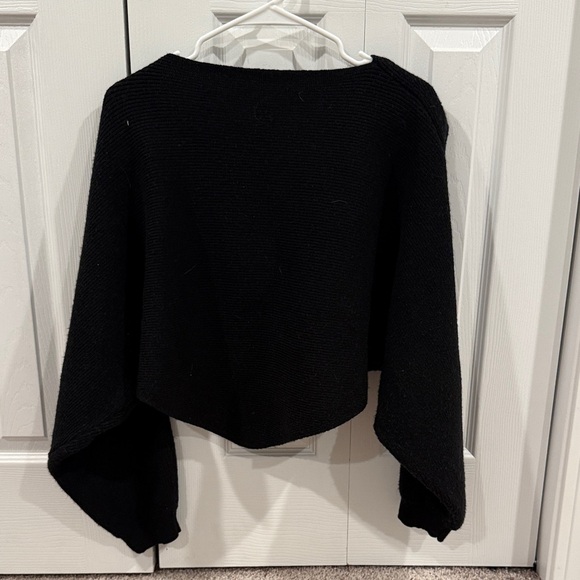 Daisy Sweaters - Black Cropped Open Back Women's Sweater